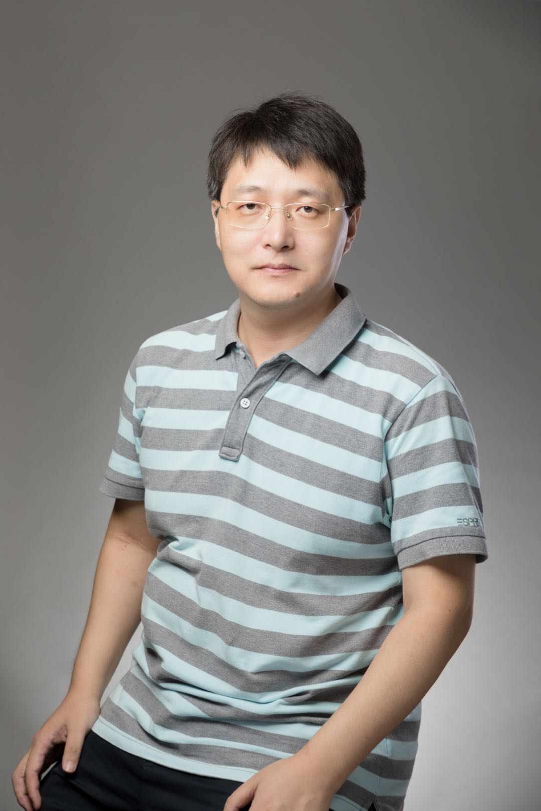 华体会网页版创新论坛第九百五十七讲：Searching New Phenomenon in Uniformly Hyperbolic Systems