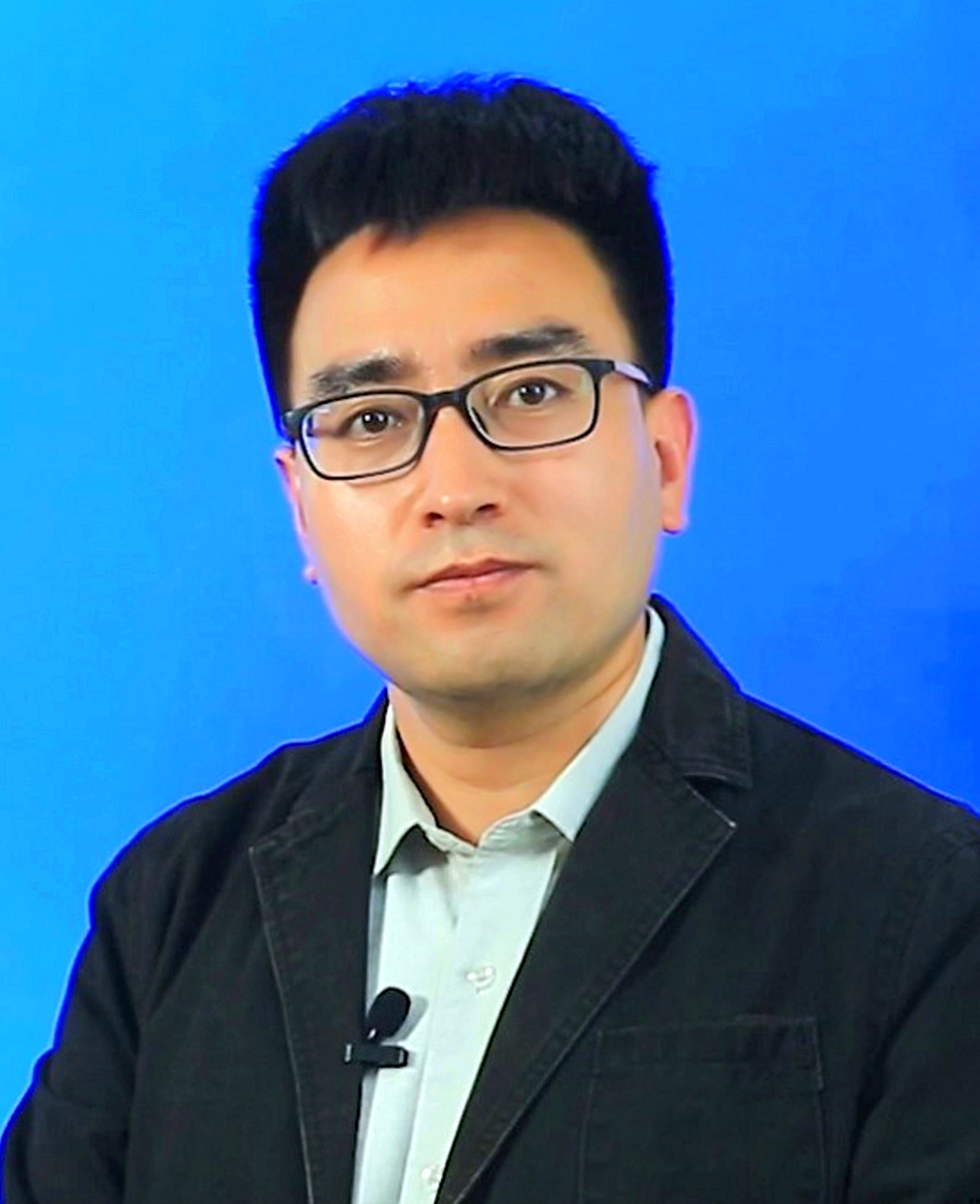 华体会网页版创新论坛第一千三百七十讲：基于超冷原子的Rosen-Zener-Stückelberg干涉和隧穿
